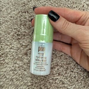 Pixi Soothing Hydrating Mist with Green Cap